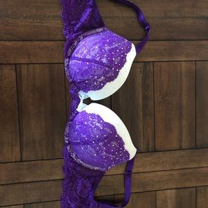 Victoria’s Secret bra